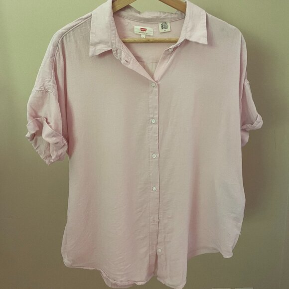 LEVIS Pink Button-Up - Picture 1 of 2